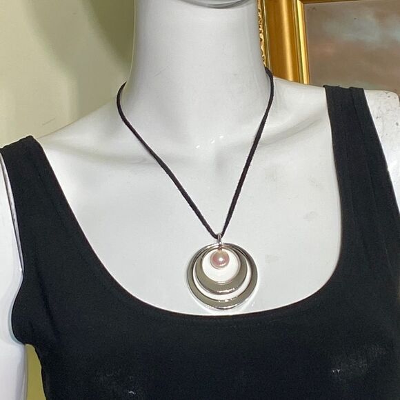 Elle 925 Sterling Silver (41g) & Pink Pearl Necklace - Picture 2 of 10